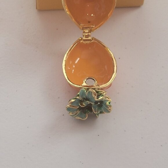 Adorable Bunny Rabbit and Carrot White and Orange Tiny Trinket Box - Picture 5 of 6